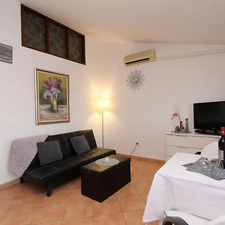 Apartments Villa Nikola Rovinj Exterior photo