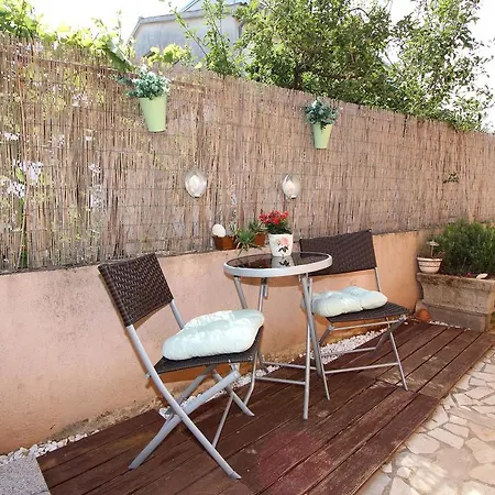 Apartments Villa Nikola Rovinj Exterior photo