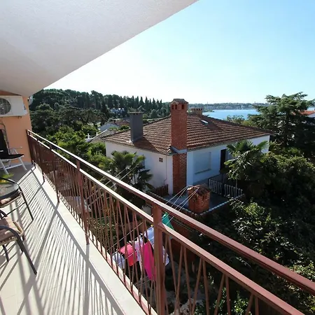 Apartments Villa Nikola Rovinj Exterior photo