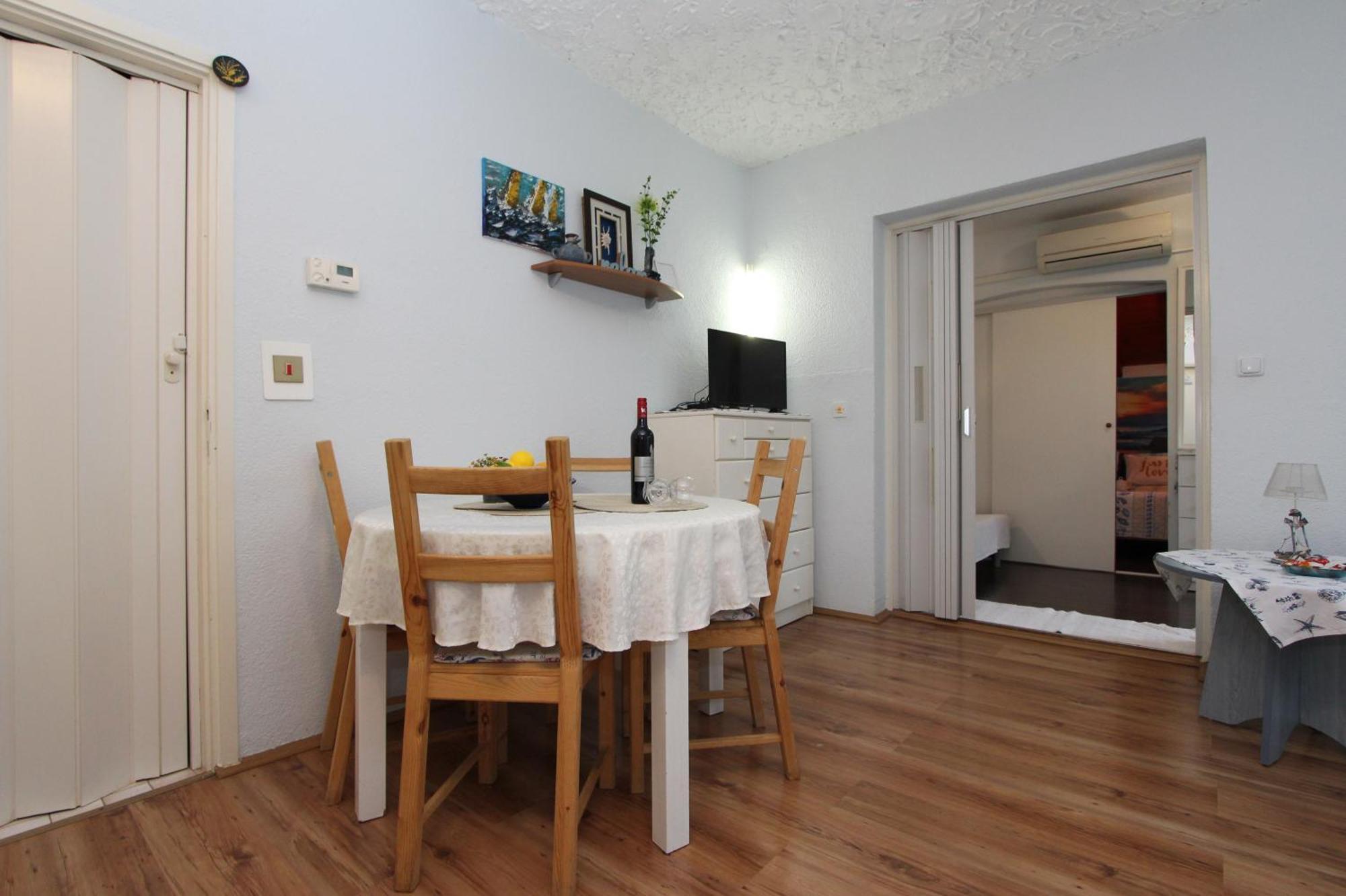 Apartment Apartments Villa Nikola *
