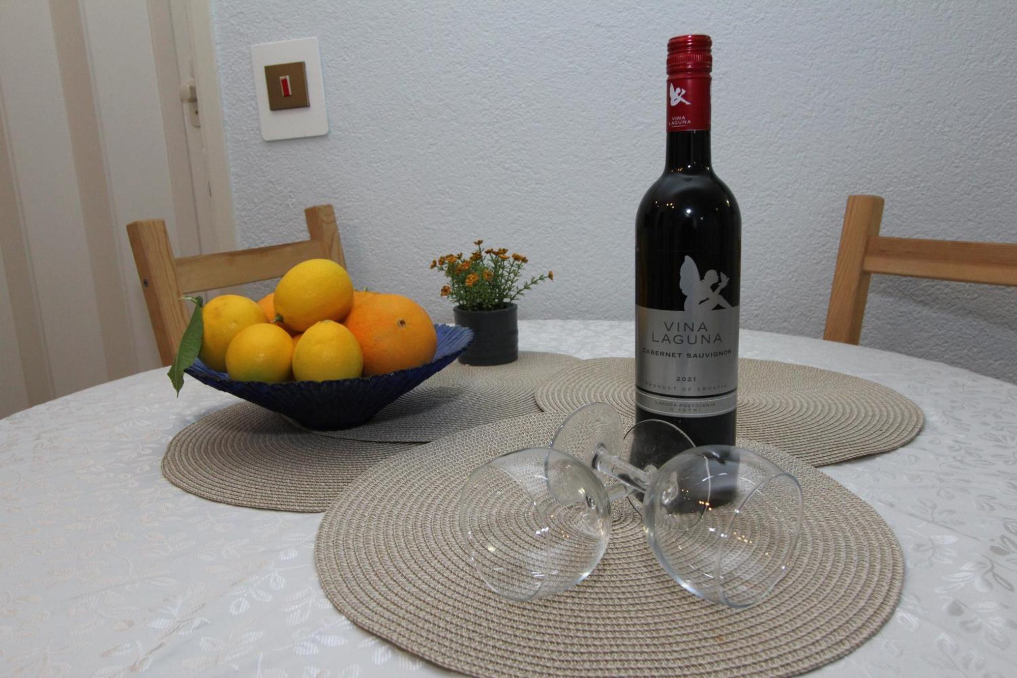 Apartments Villa Nikola *
