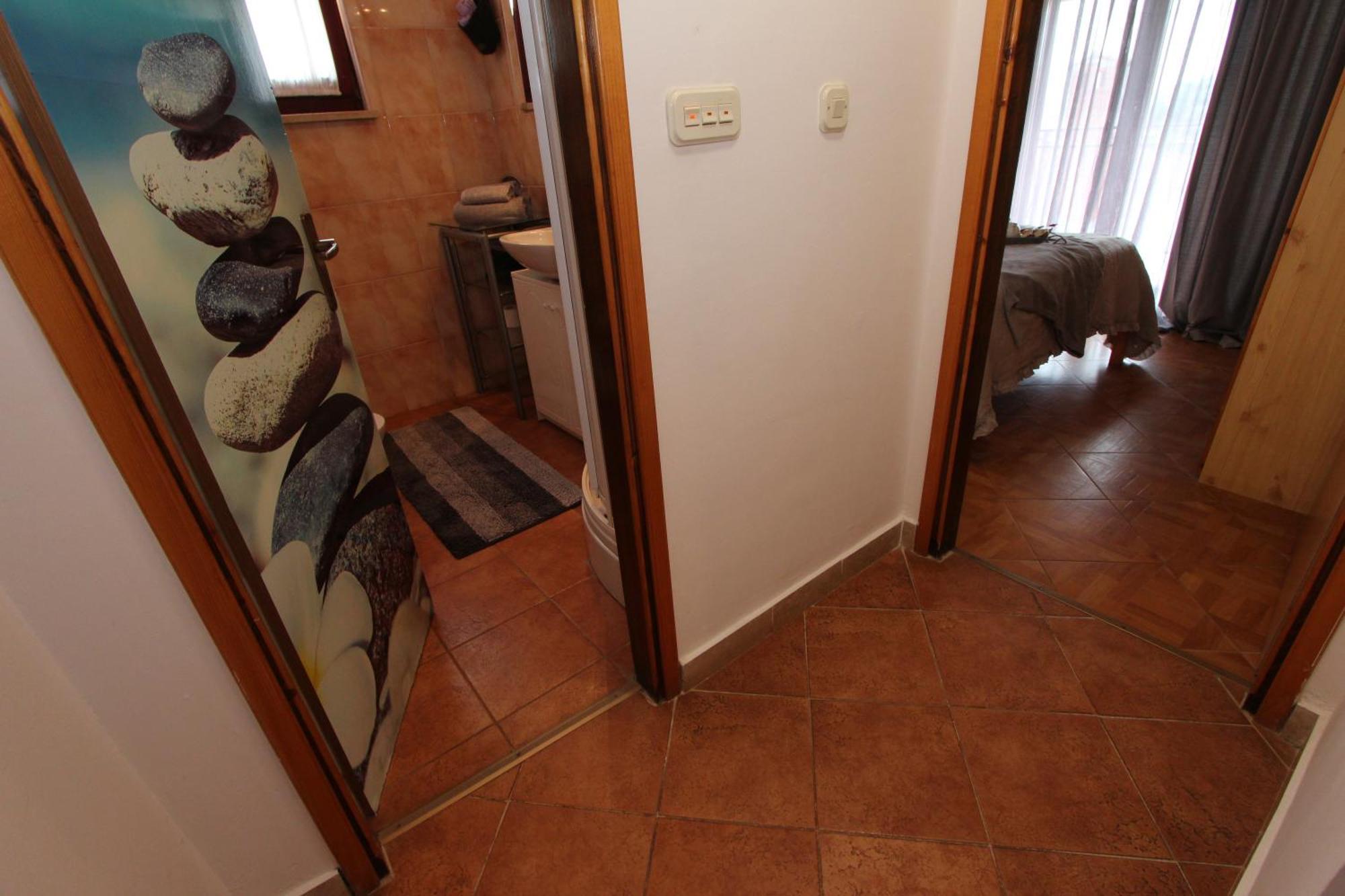 Apartment Nikola *