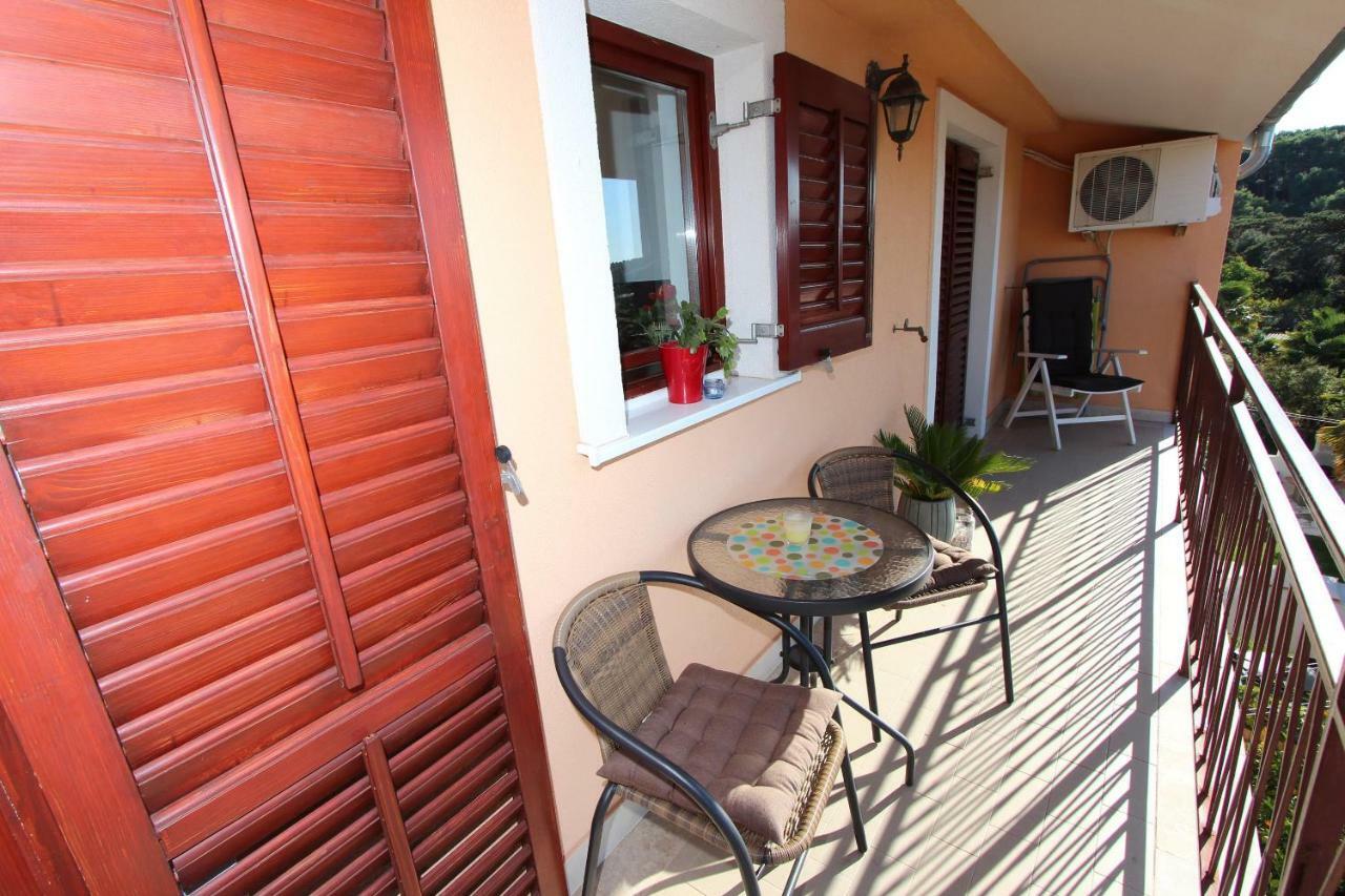 Apartments Villa Nikola
